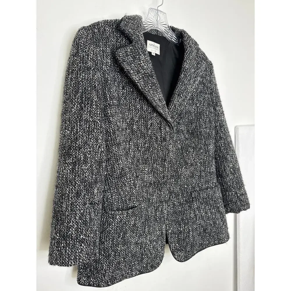 2004 Armani Collezioni Bouclé Sequin Blazer Italy Size medium